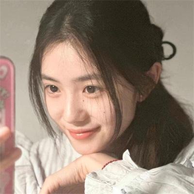 黑夜中的玻璃人偶